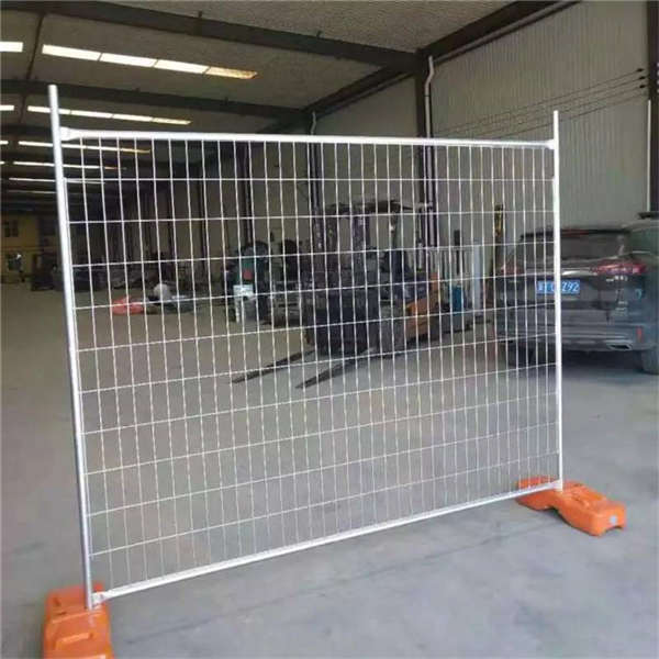 白色車間隔離網(wǎng) 方格子護欄 倉庫無縫連接機器人防護網(wǎng)